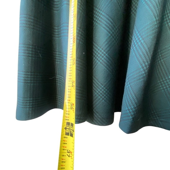 Modcloth State Of Grace Fit Flare Green Plaid Soft Swing Knee Length Dress SZ 1X - Picture 6 of 16